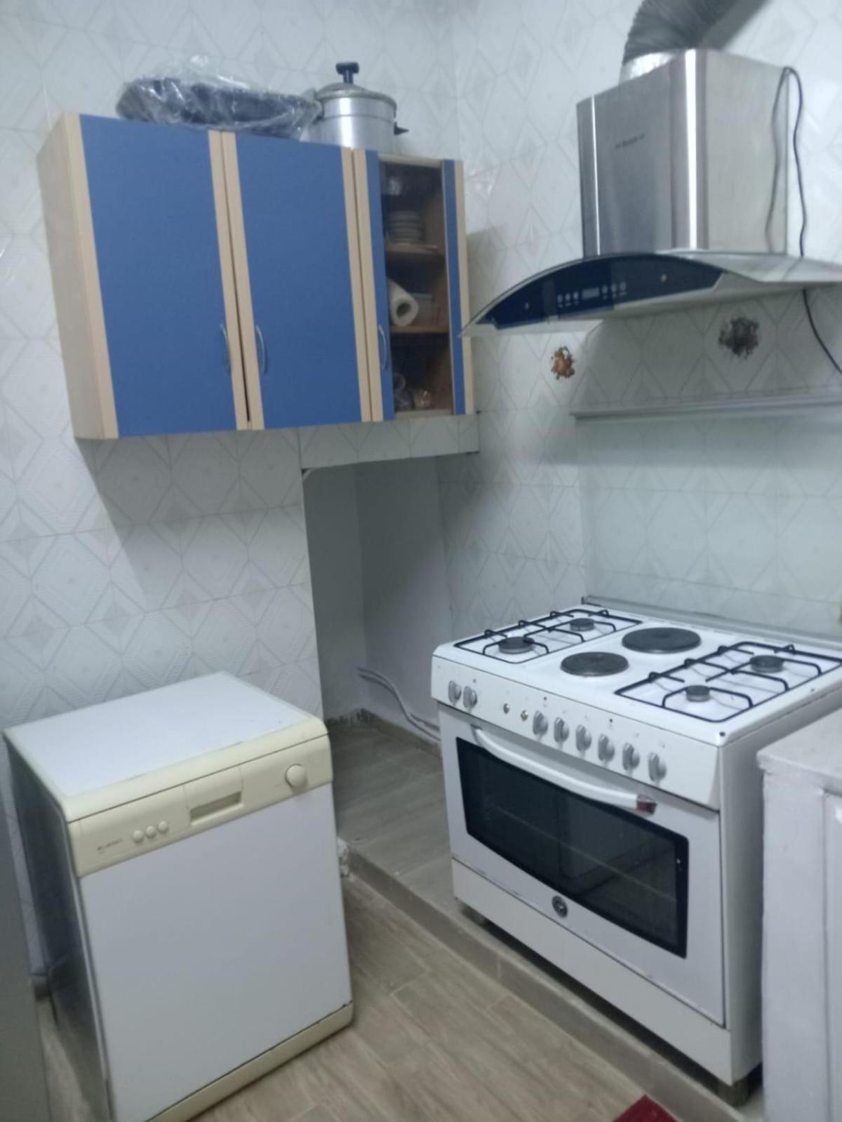 Planet Apartment *